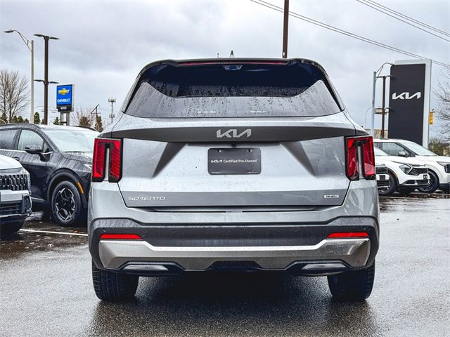 Certified 2025 Kia Sorento SX Prestige image 9