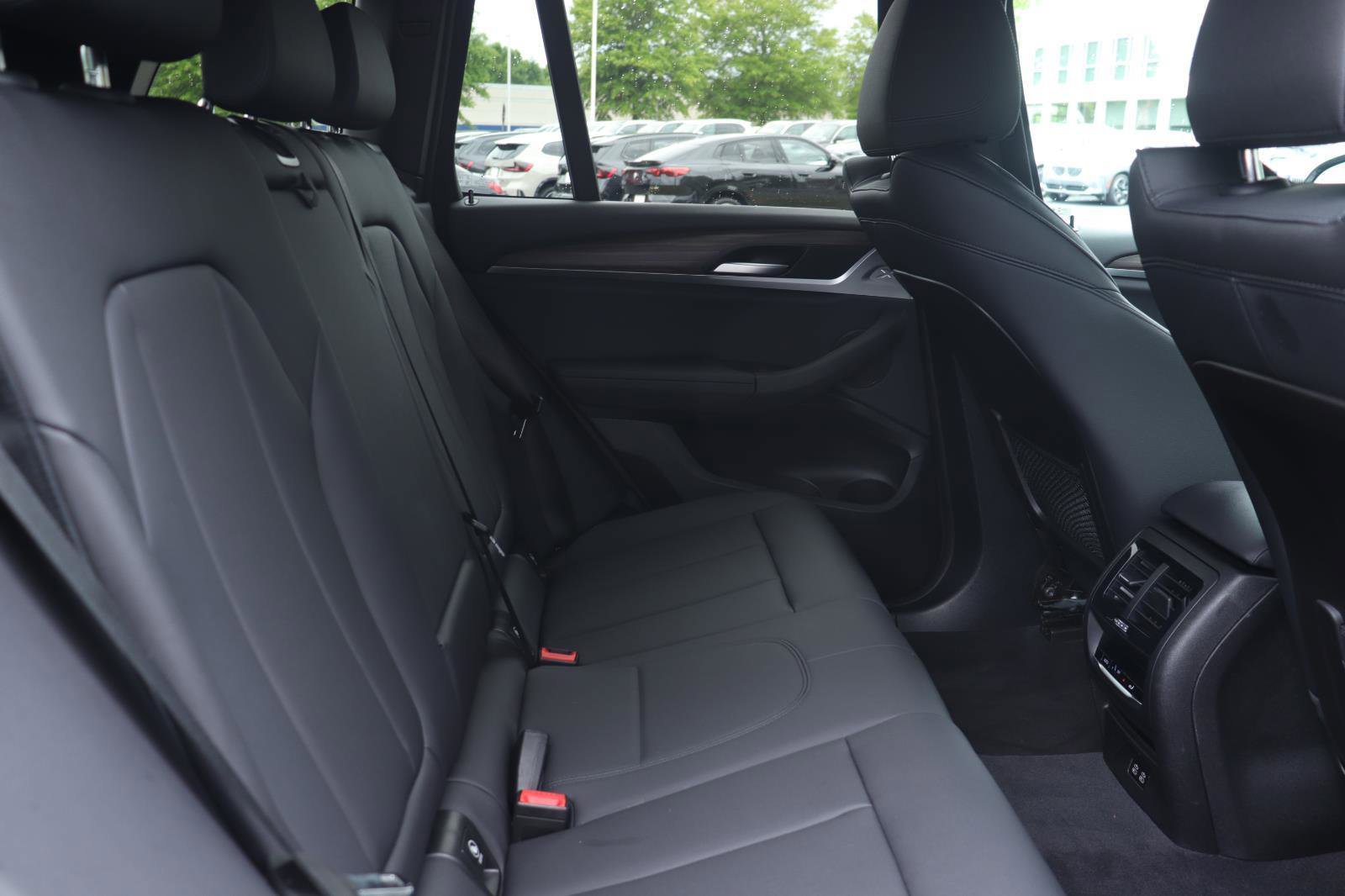 Used 2021 BMW X3 xDrive30i w/ Convenience Package AWD/4WD image 21