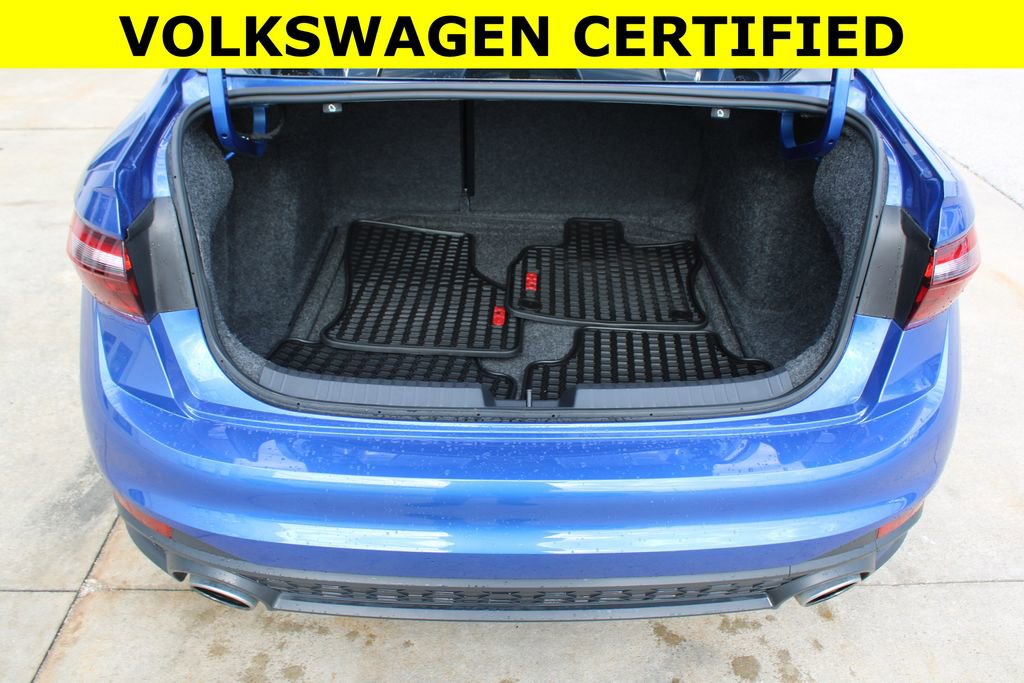 Certified 2024 Volkswagen Jetta GLI 40th Anniversary Edition FWD image 26