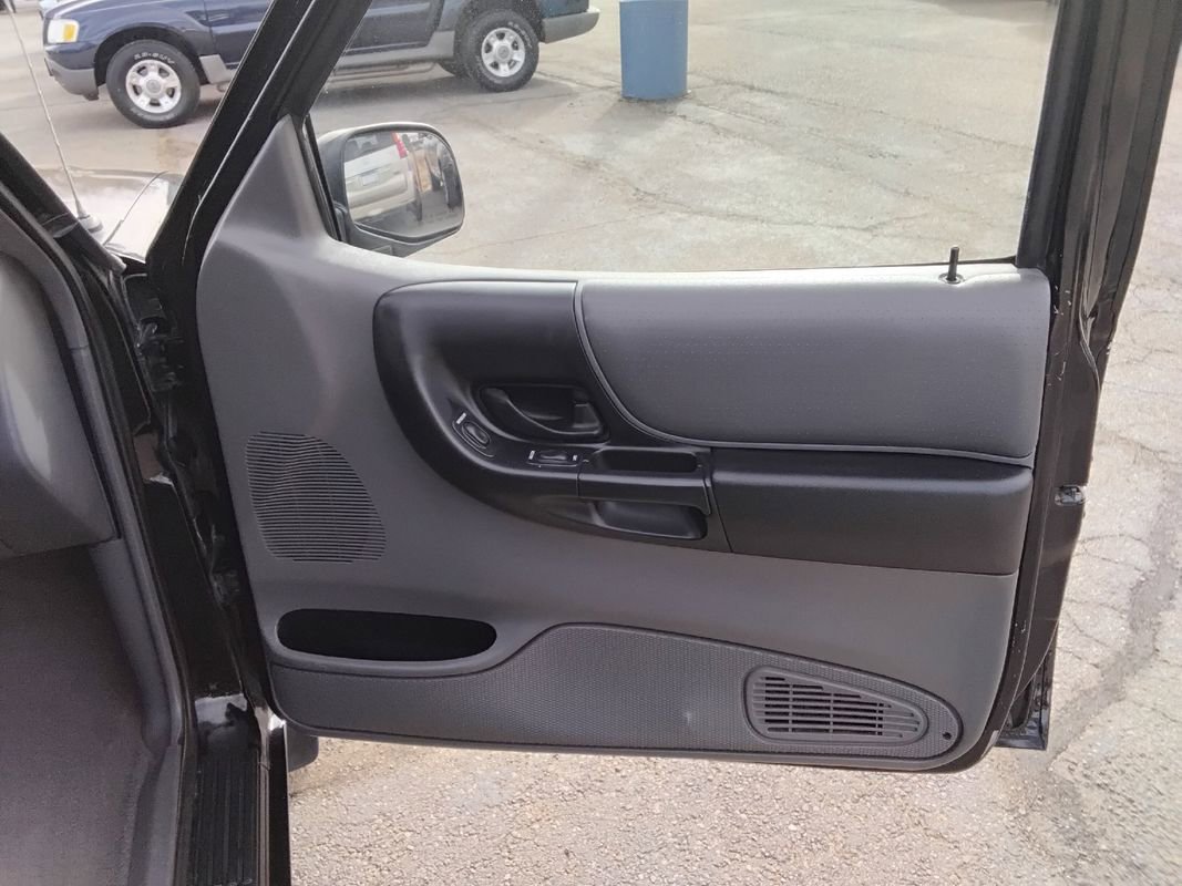 Used 2002 Ford Ranger XLT image 16