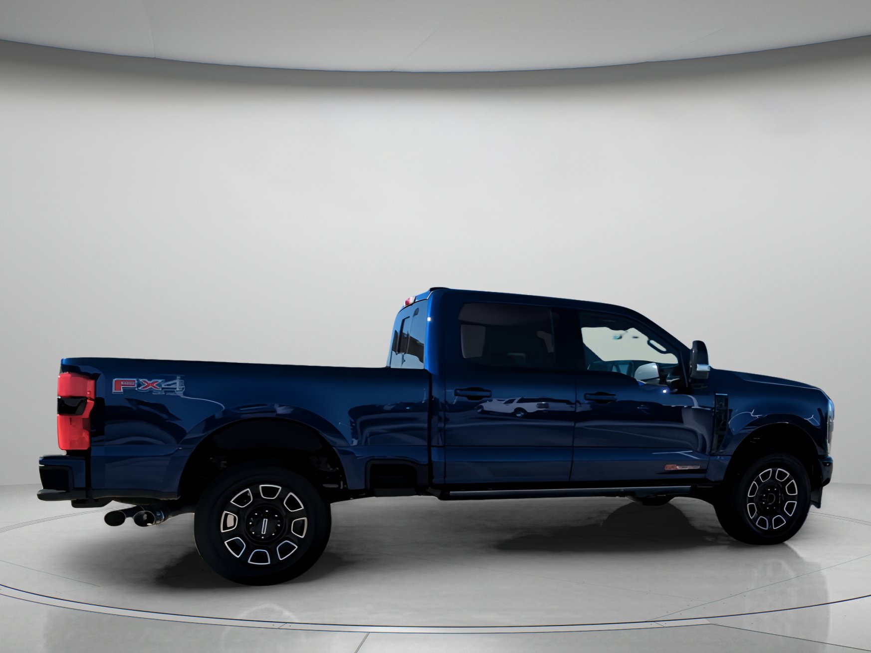 New 2026 Ford F350 Platinum w/ FX4 Off-Road Package image 32