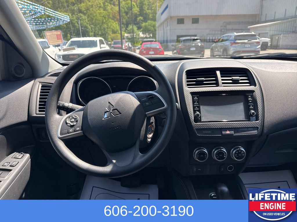 Used 2025 Mitsubishi Outlander Sport ES AWD/4WD image 16