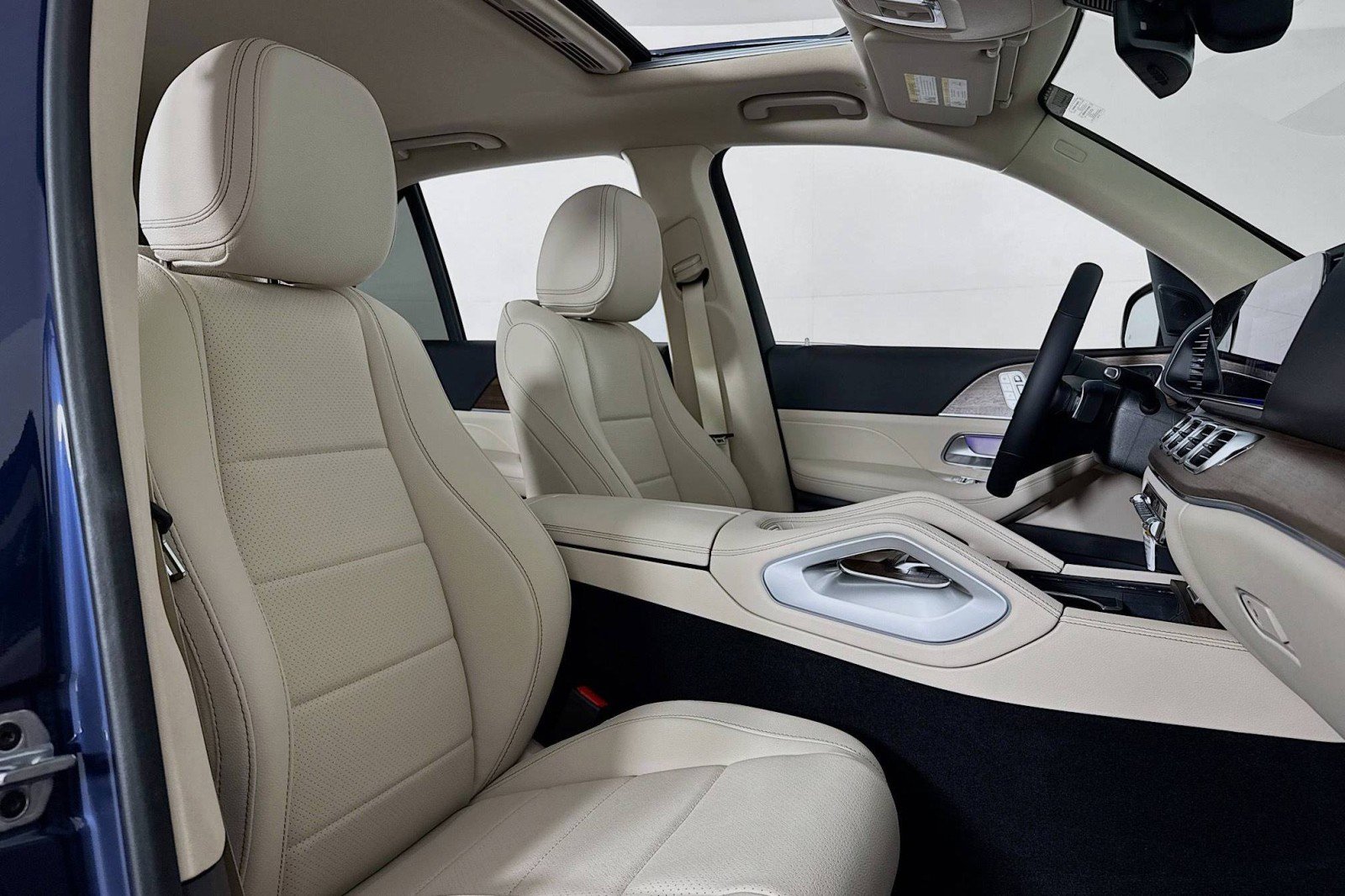 New 2026 Mercedes-Benz GLE 450e 4MATIC image 6