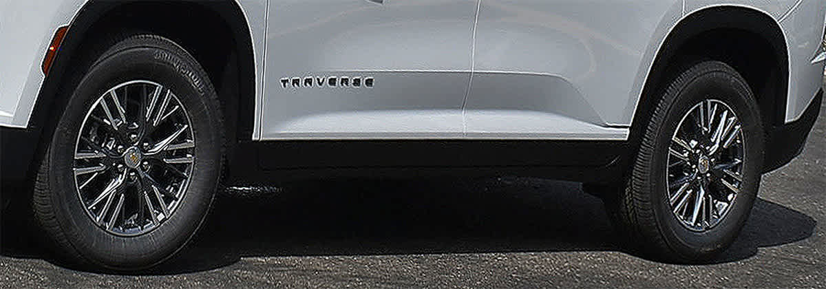 New 2026 Chevrolet Traverse LT w/ Driver Confidence Package AWD/4WD image 26
