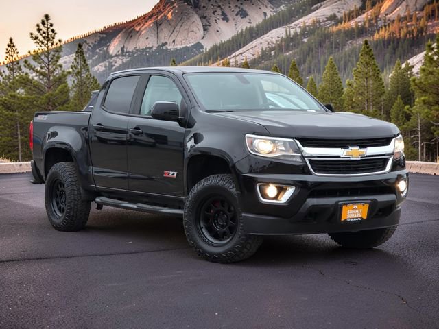 Used 2016 Chevrolet Colorado Z71 w/ Z71 Midnight Edition RWD image 2