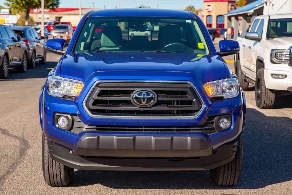 Used 2023 Toyota Tacoma SR5 w/ Technology Package image 3