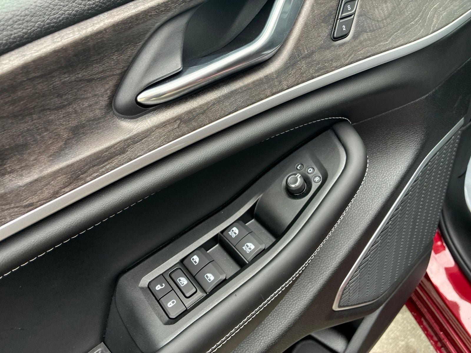 New 2026 Jeep Grand Cherokee L Limited AWD/4WD image 14