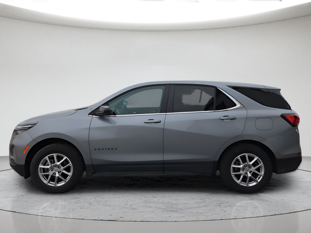 Used 2024 Chevrolet Equinox LT w/ LPO, Blackout Package AWD/4WD image 7