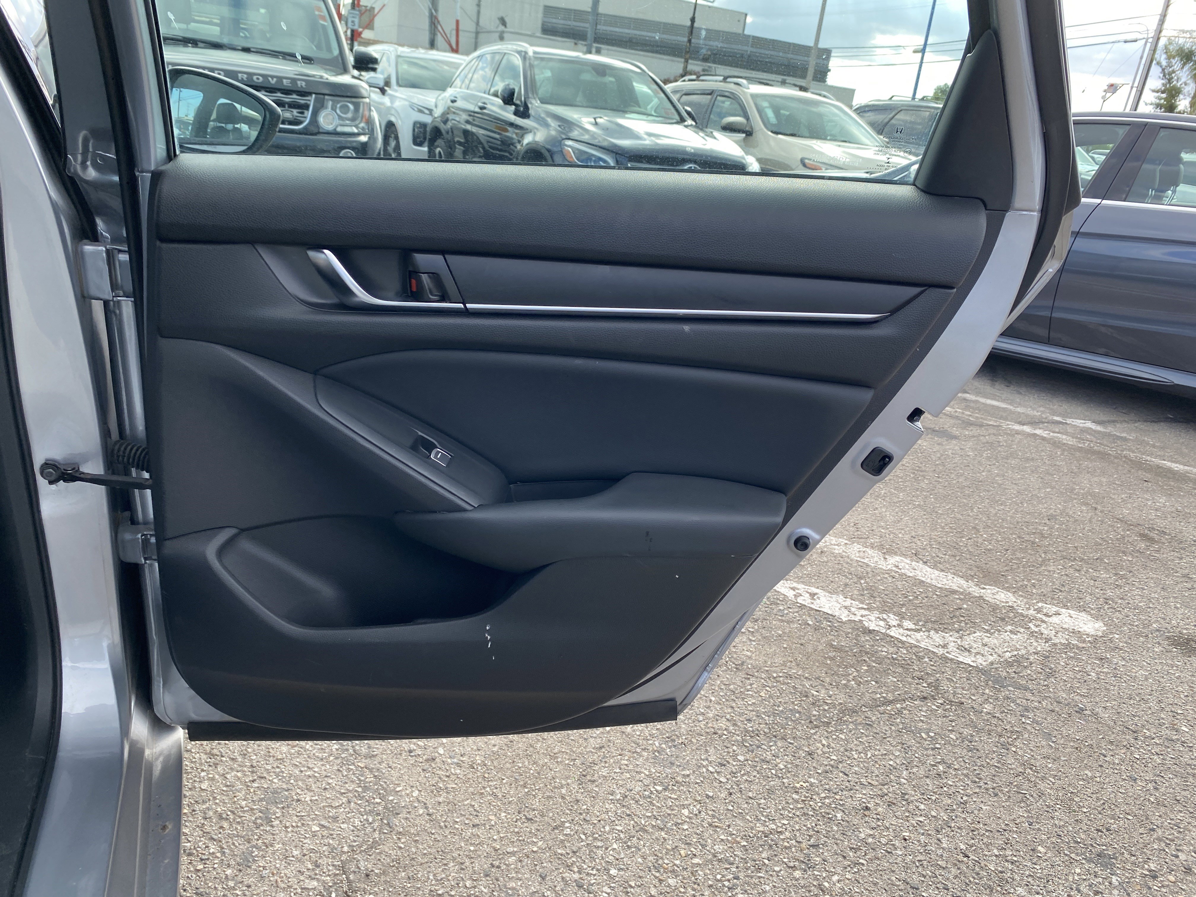 Used 2018 Honda Accord Sport image 22