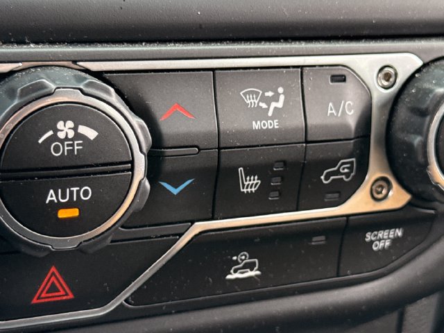 Used 2023 Jeep Gladiator Sport AWD/4WD image 35