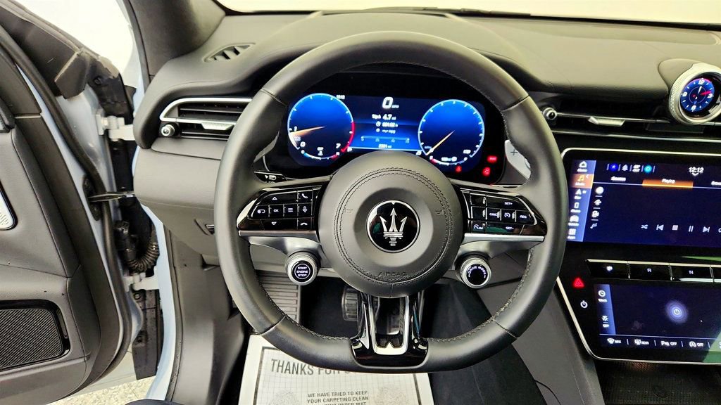 Used 2023 Maserati Grecale GT image 13