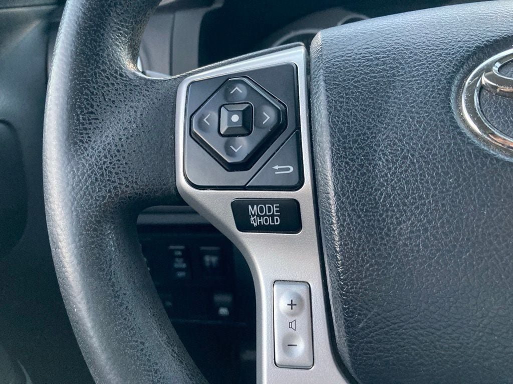 Used 2017 Toyota Tundra SR5 w/ SR5 Upgrade Package RWD image 14