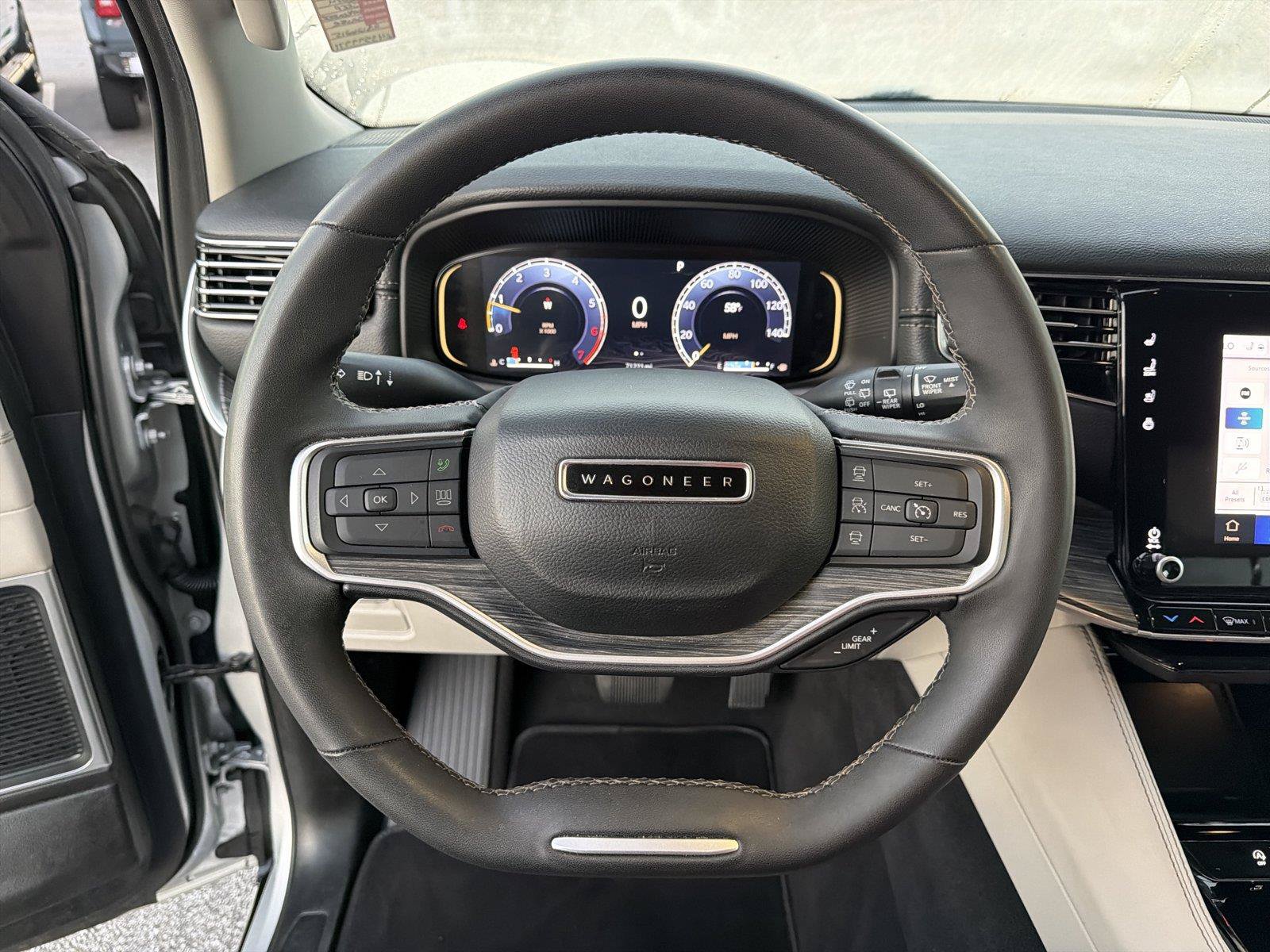 Used 2024 Jeep Wagoneer Series II w/ Flexible Seating Group RWD image 25