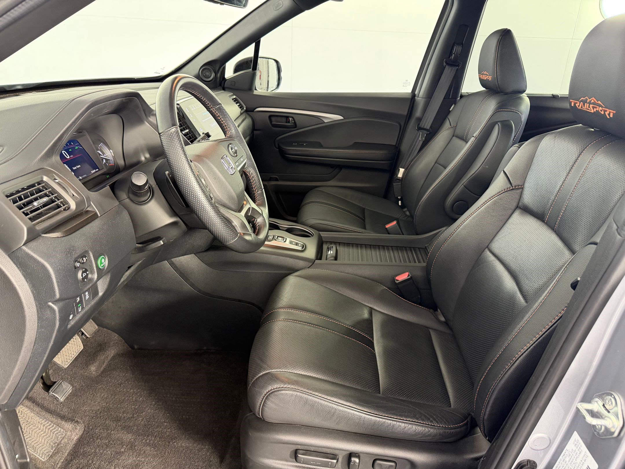 Used 2023 Honda Passport TrailSport image 5