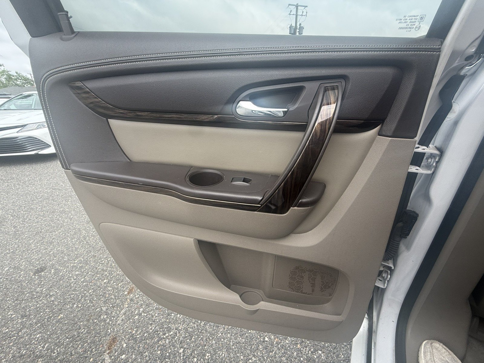 Used 2016 GMC Acadia Denali FWD image 28