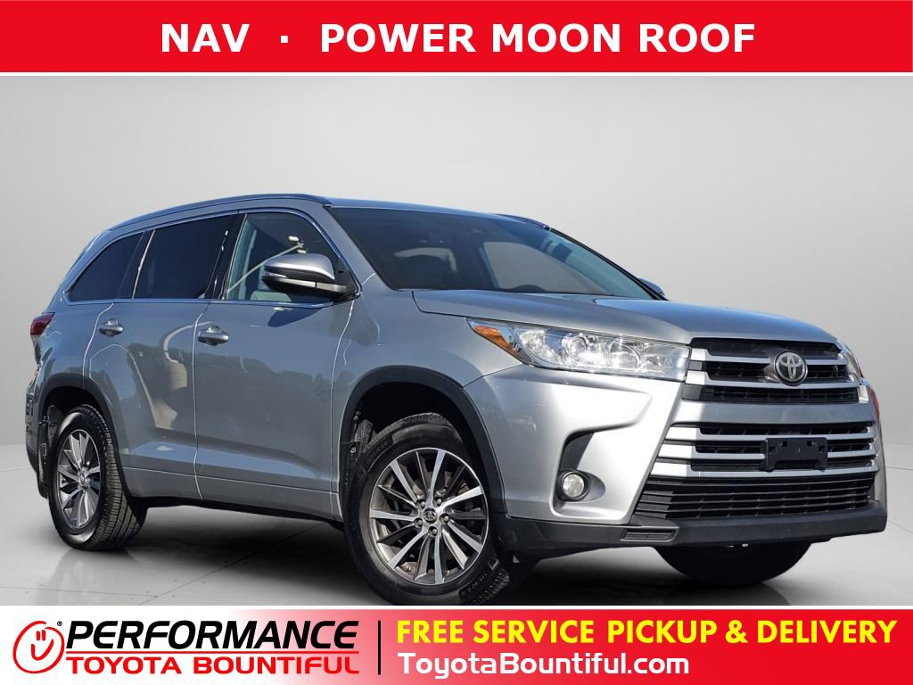 Used 2018 Toyota Highlander XLE AWD/4WD image 1