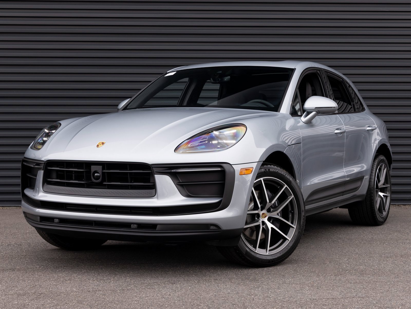 Used 2025 Porsche Macan