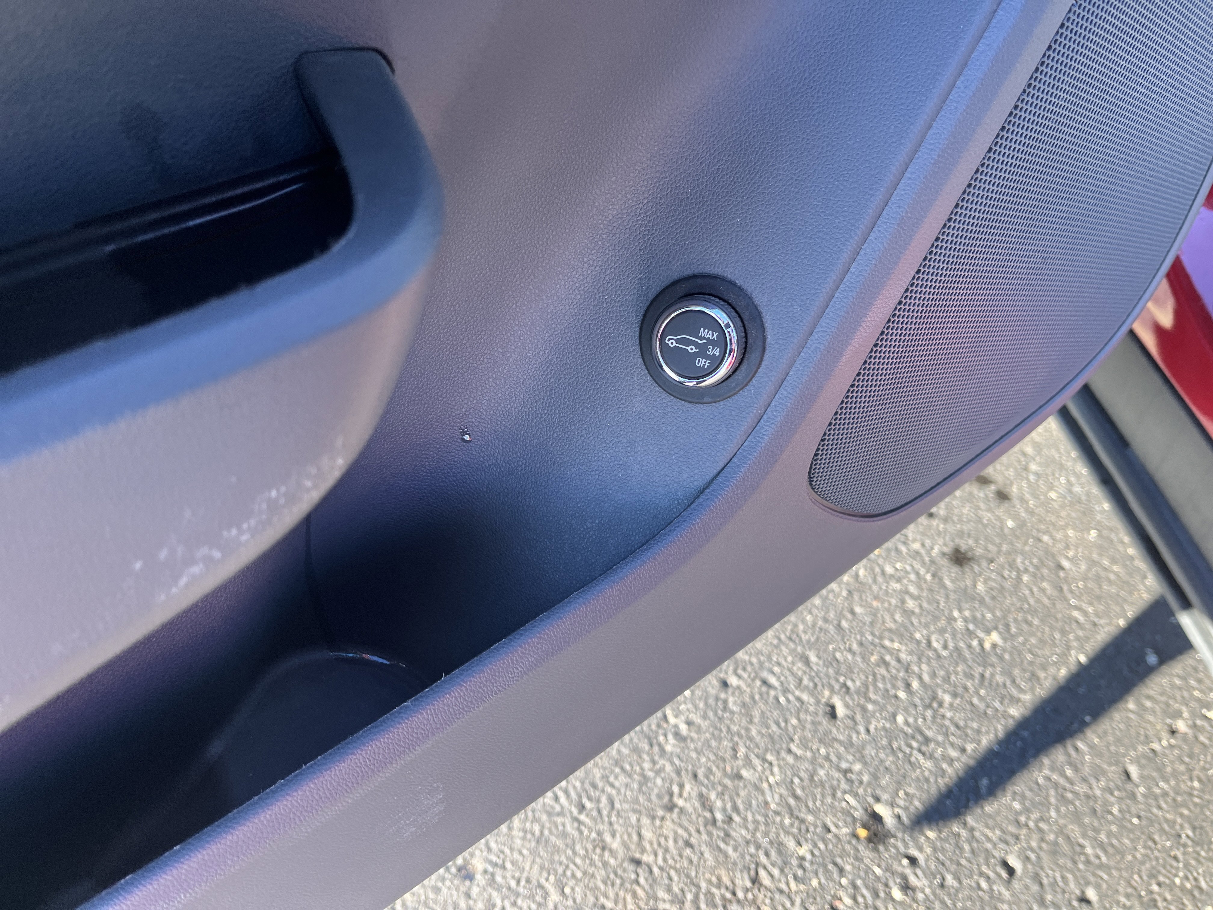 Used 2019 Chevrolet Blazer LT image 13