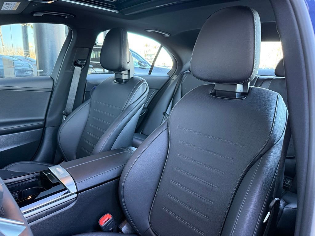 Certified 2024 Mercedes-Benz C 300 4MATIC Sedan image 2