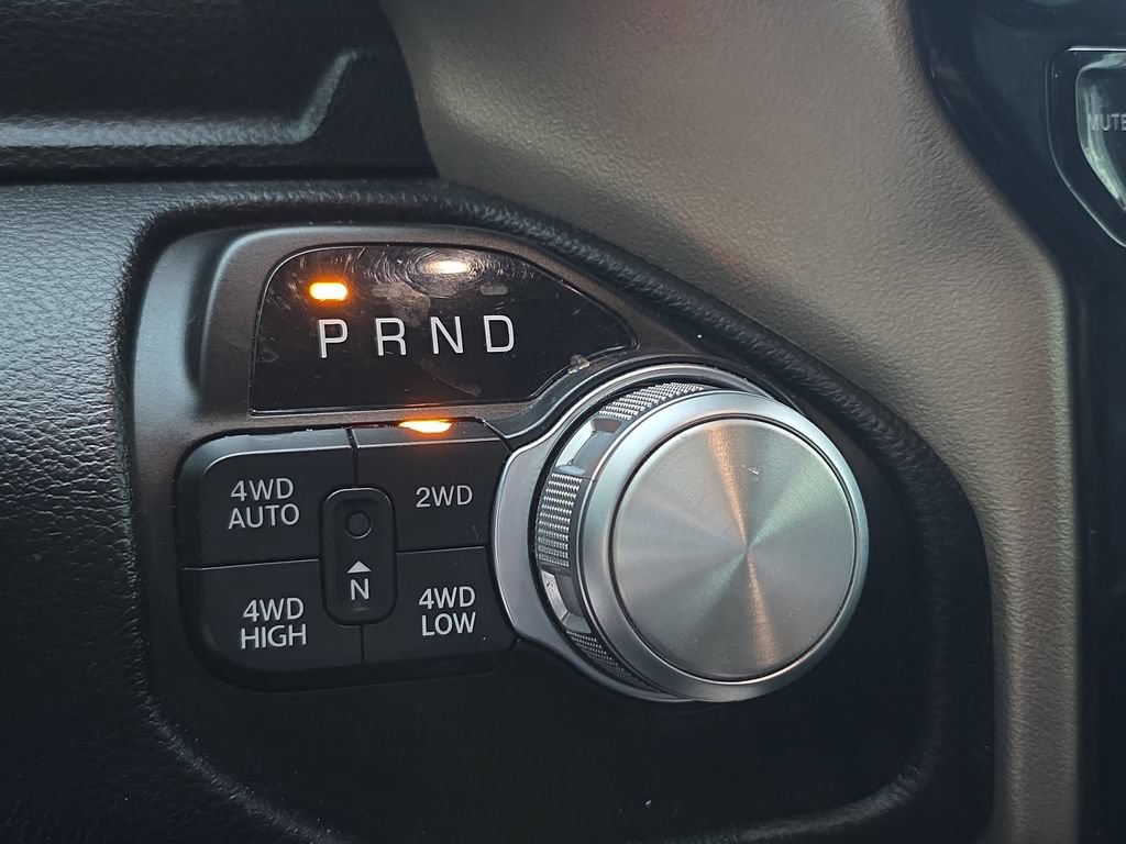 Used 2022 RAM 1500 Laramie AWD/4WD image 34