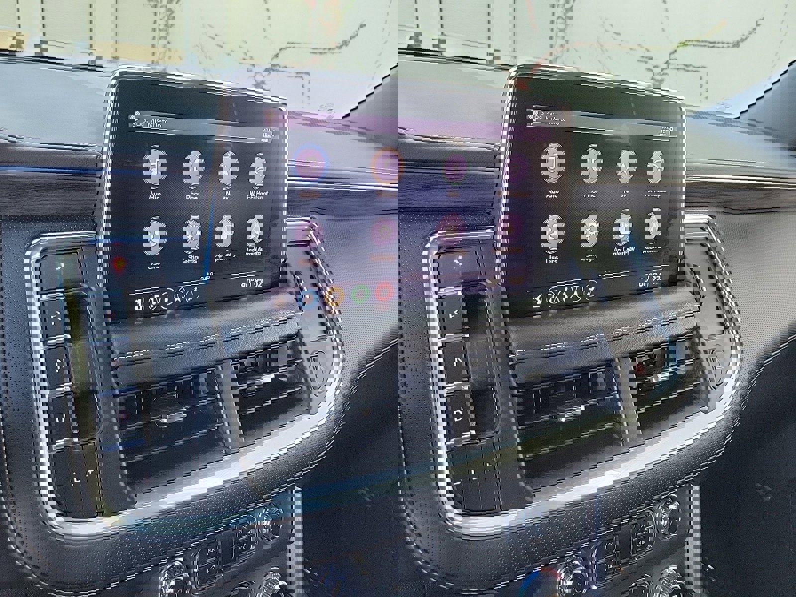 Used 2021 GMC Yukon XL SLT w/ Rear Media and Nav Package image 22