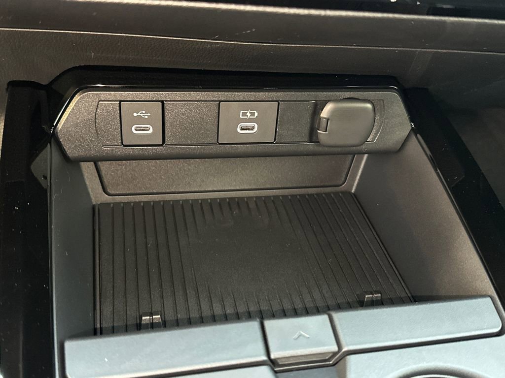 New 2026 Toyota Prius XLE image 23