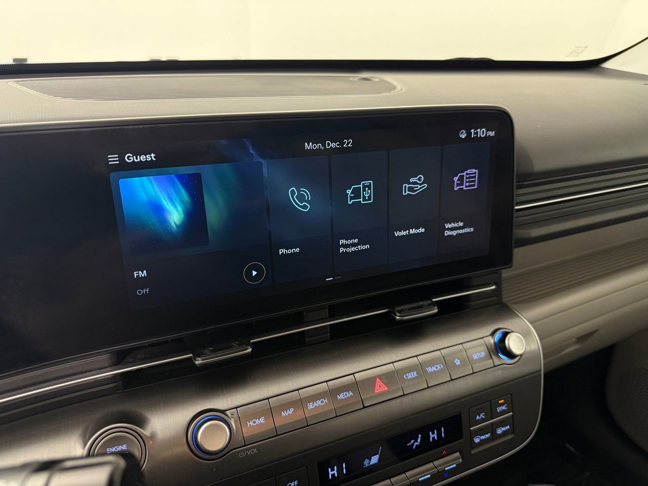 Used 2025 Hyundai Kona SEL image 14