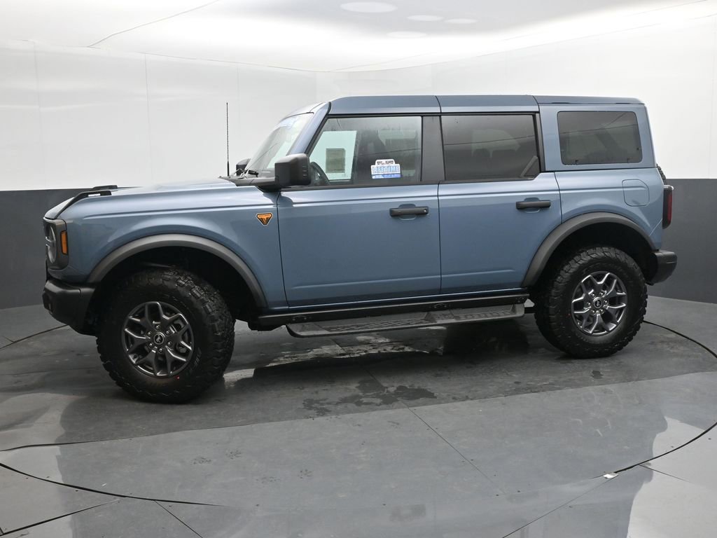 New 2025 Ford Bronco Badlands image 2