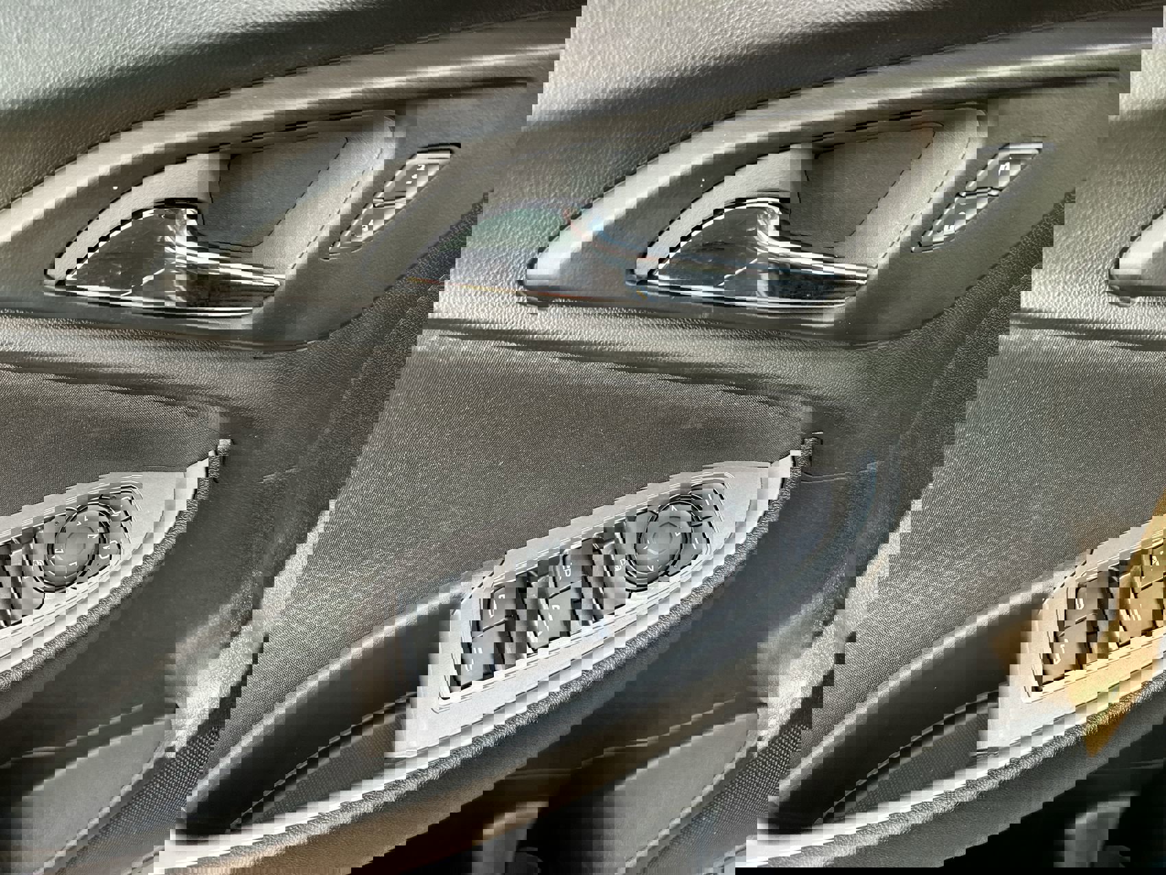 Used 2024 Chevrolet Malibu LT image 13