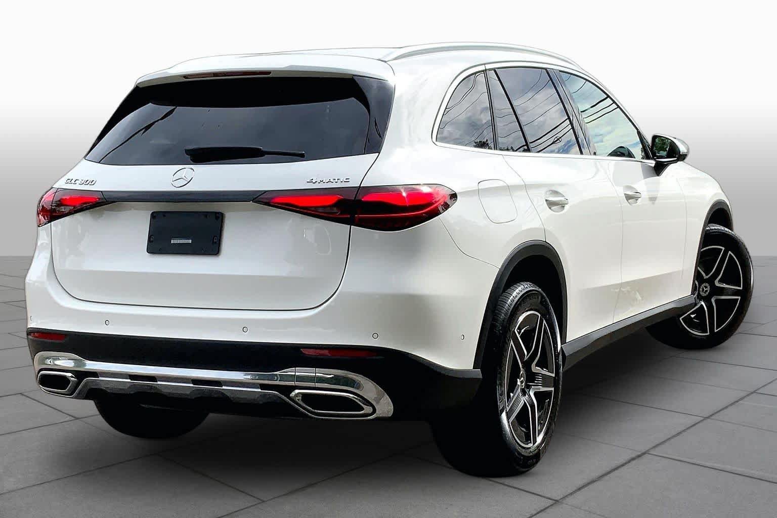 Used 2026 Mercedes-Benz GLC 300 4MATIC image 13