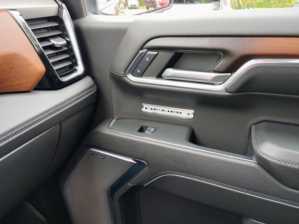 Used 2024 GMC Sierra 1500 Denali w/ Denali Reserve Package AWD/4WD image 40