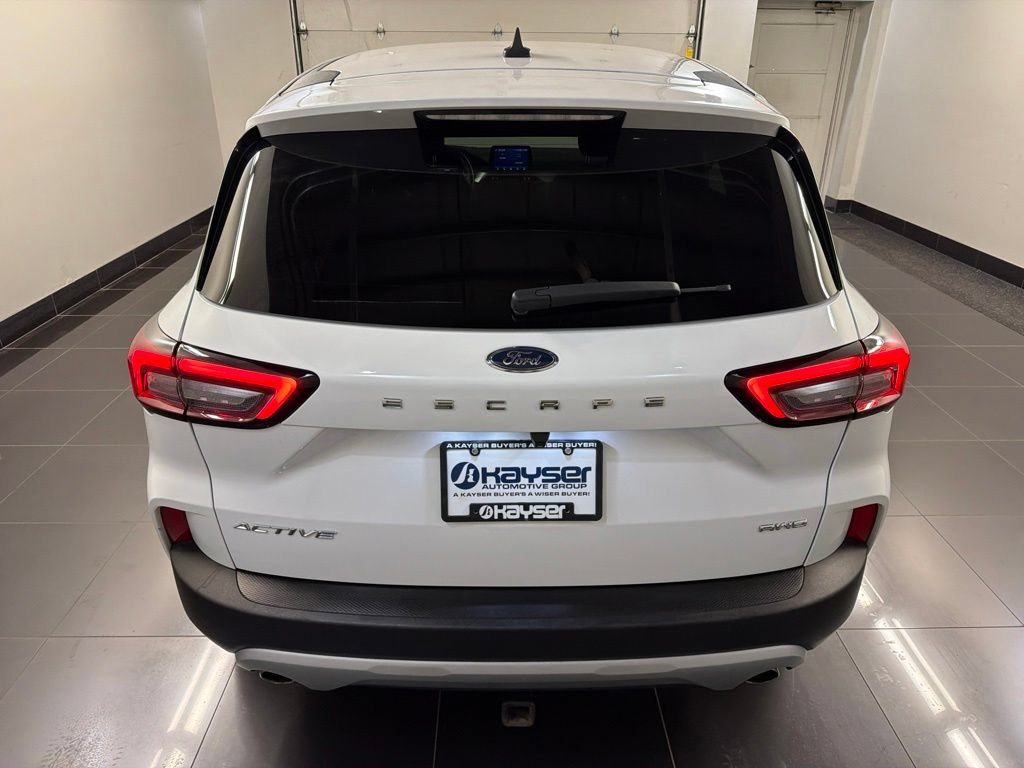 Used 2023 Ford Escape Active AWD/4WD image 5