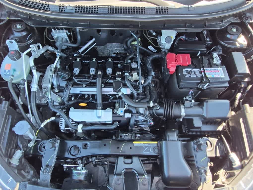 Used 2023 Nissan Kicks SV w/ Interior Electronics Package FWD image 16