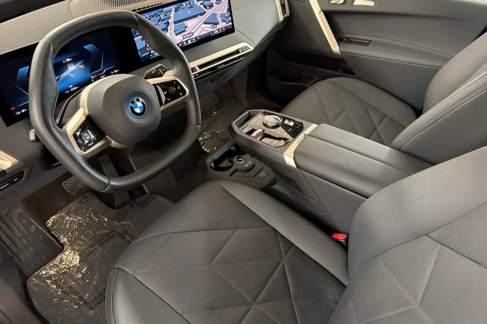 Used 2024 BMW iX xDrive50 w/ Premium Package AWD/4WD image 11