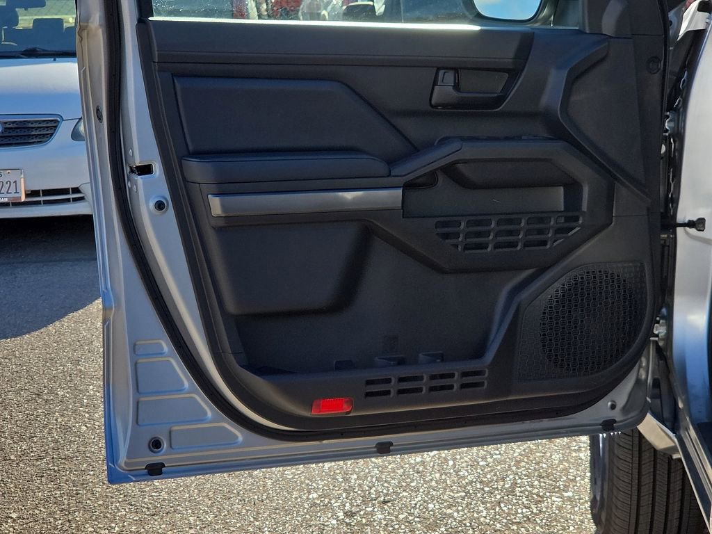 New 2026 Toyota Tacoma SR5 AWD/4WD image 17