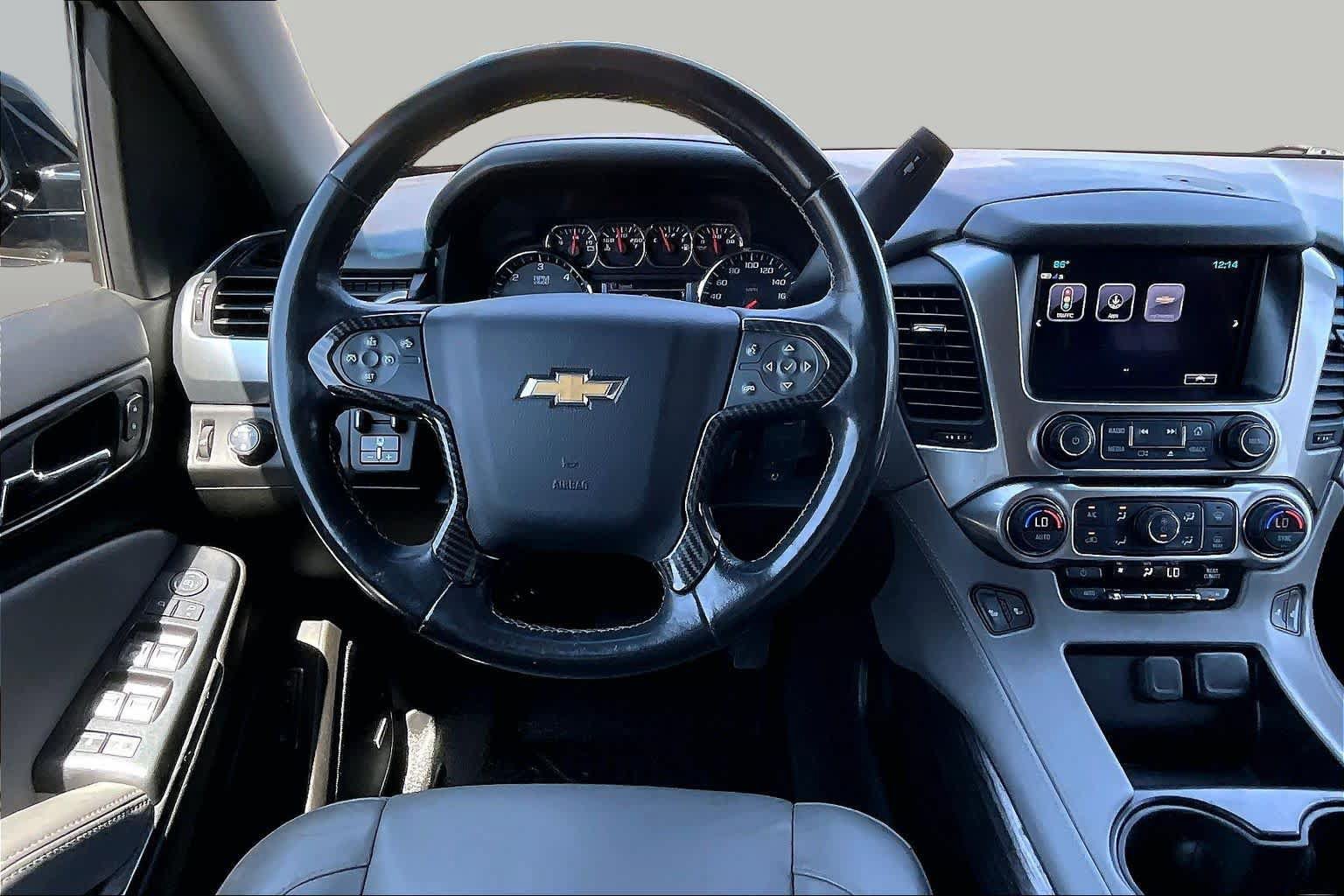 Used 2018 Chevrolet Suburban LT AWD/4WD image 5