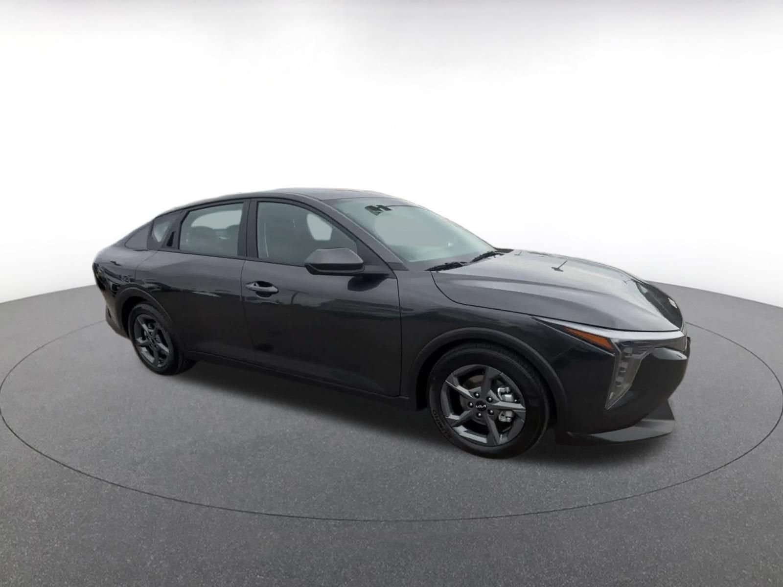 Used 2026 Kia K4 FWD video 2