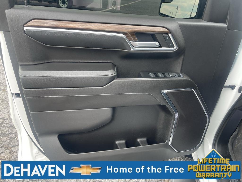 Used 2024 Chevrolet Silverado 1500 RST AWD/4WD image 22