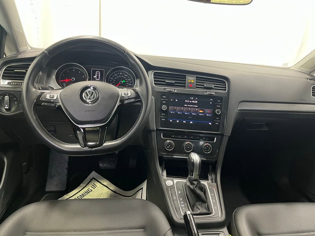 Used 2019 Volkswagen Golf SE w/ Driver Assistance Package image 19