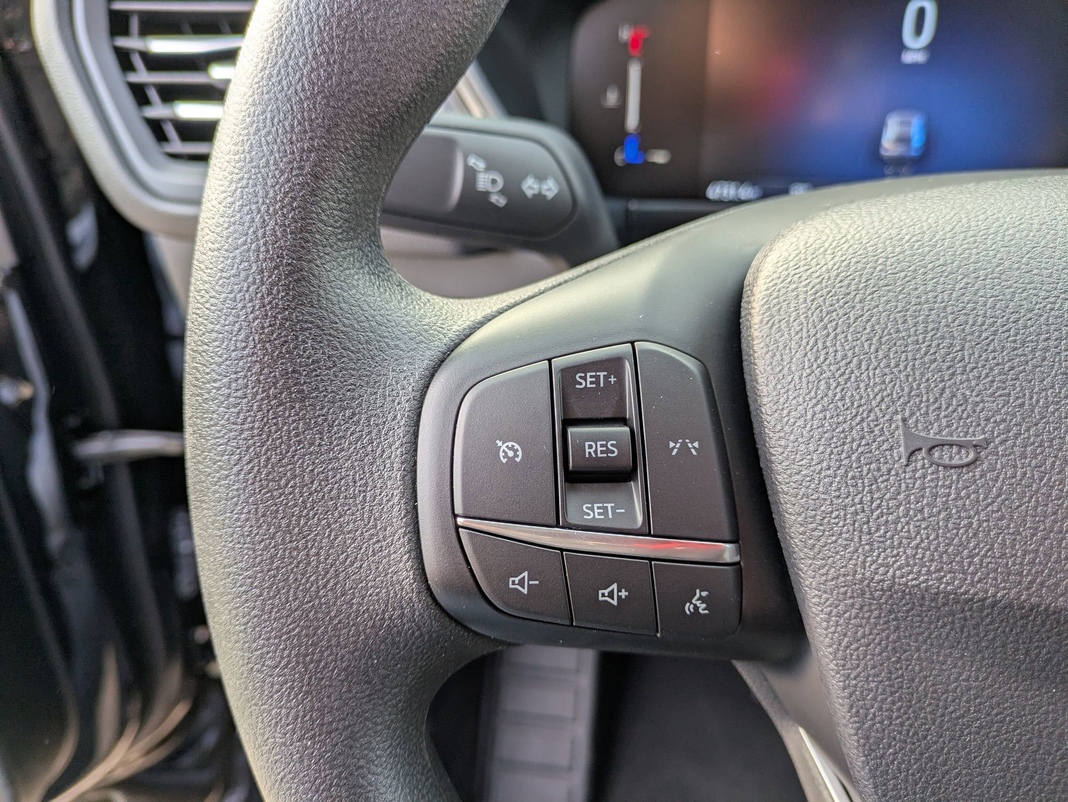 Certified 2025 Ford Escape Active image 18