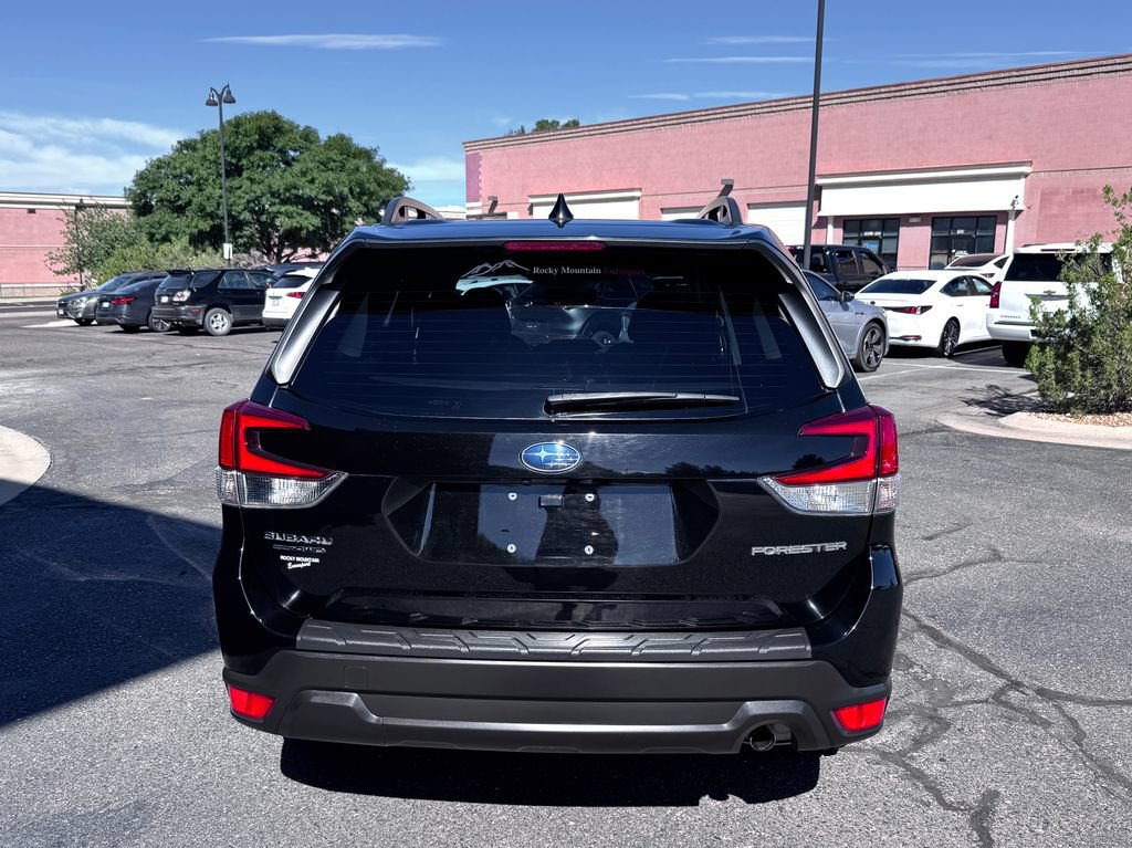 Used 2024 Subaru Forester Premium AWD/4WD image 10