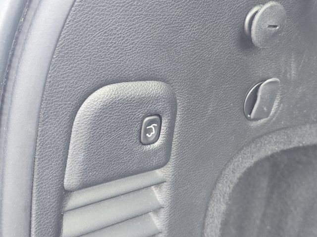 Used 2021 Jeep Grand Cherokee Limited AWD/4WD image 30