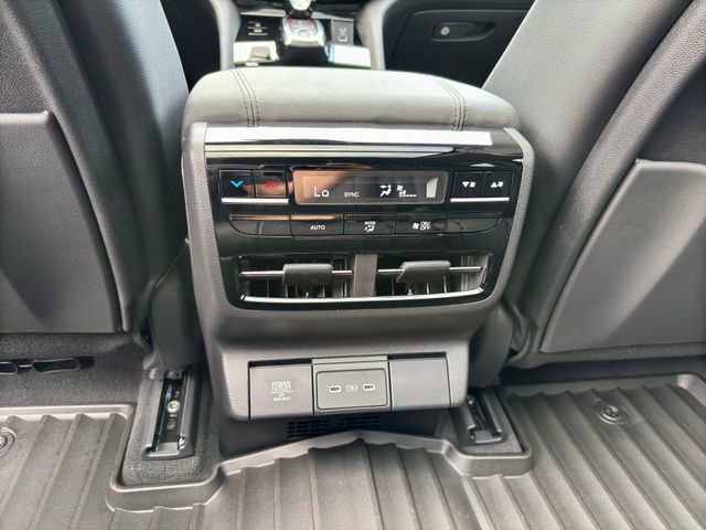 New 2026 Acura MDX FWD image 10