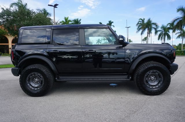 Used 2025 Ford Bronco Outer Banks w/ Sasquatch Package AWD/4WD image 24