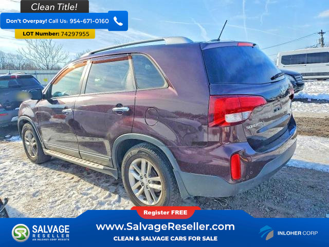 Used 2015 Kia Sorento LX image 3