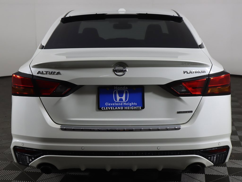 Used 2020 Nissan Altima 2.0 Platinum image 12