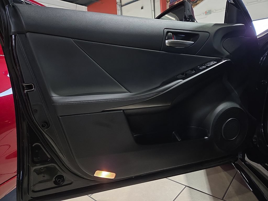 Used 2025 Lexus IS 300 F Sport AWD/4WD image 17