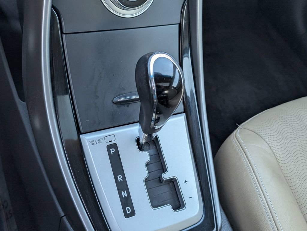 Used 2011 Hyundai Elantra Limited image 29