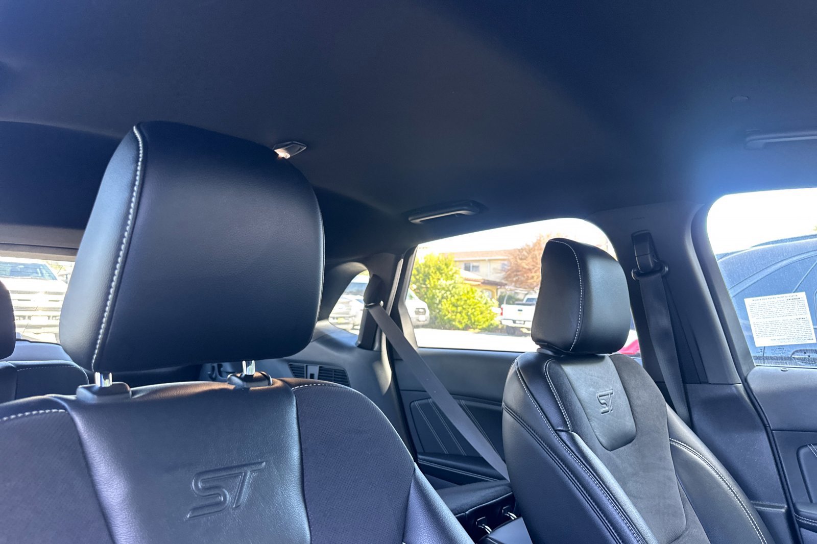 Used 2020 Ford Edge ST image 16