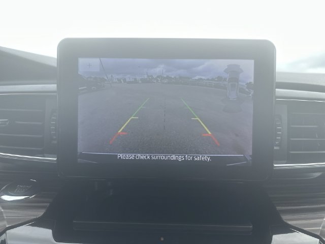 Used 2023 Ford Explorer Limited w/ Equipment Group 301A AWD/4WD image 26